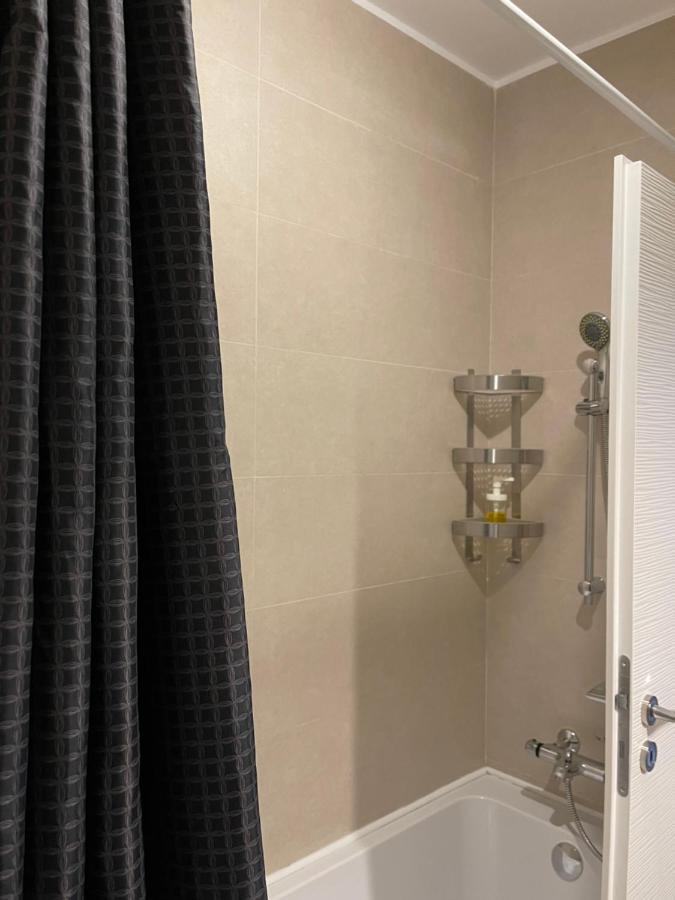 Gold Luxury Apartment Close To Presidential Palace بوخارست المظهر الخارجي الصورة