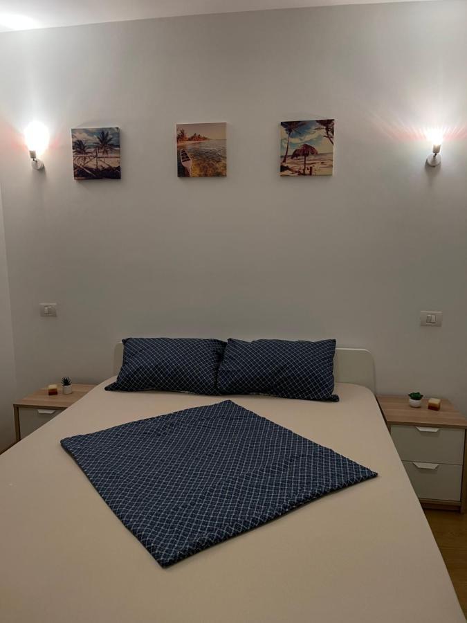 Gold Luxury Apartment Close To Presidential Palace بوخارست المظهر الخارجي الصورة