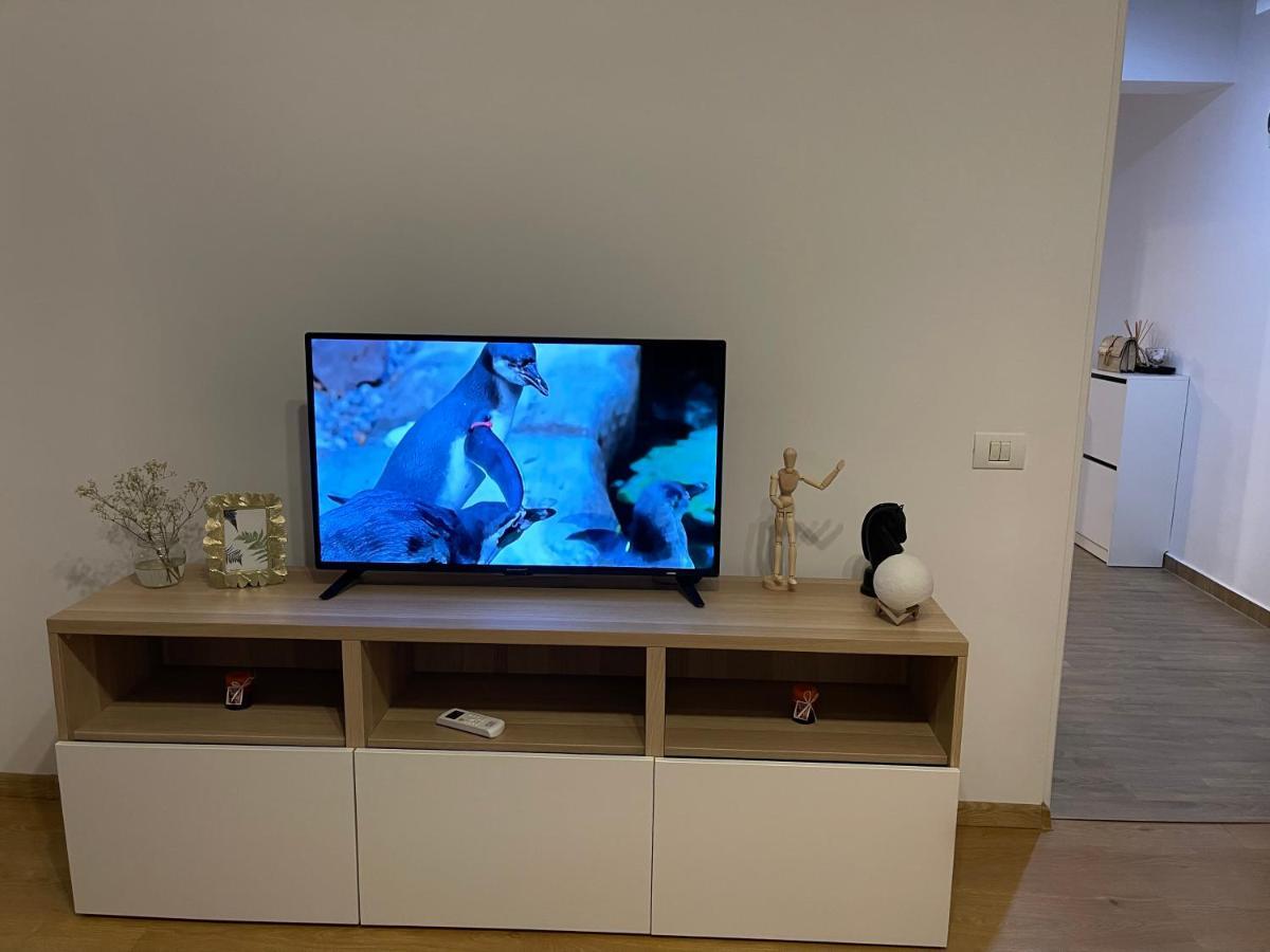 Gold Luxury Apartment Close To Presidential Palace بوخارست المظهر الخارجي الصورة